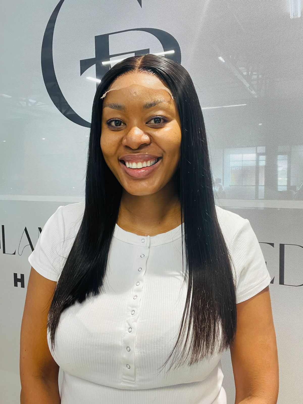 18″ 5×5 HD Lace Double Drawn Straight Wig (Wear & Go)